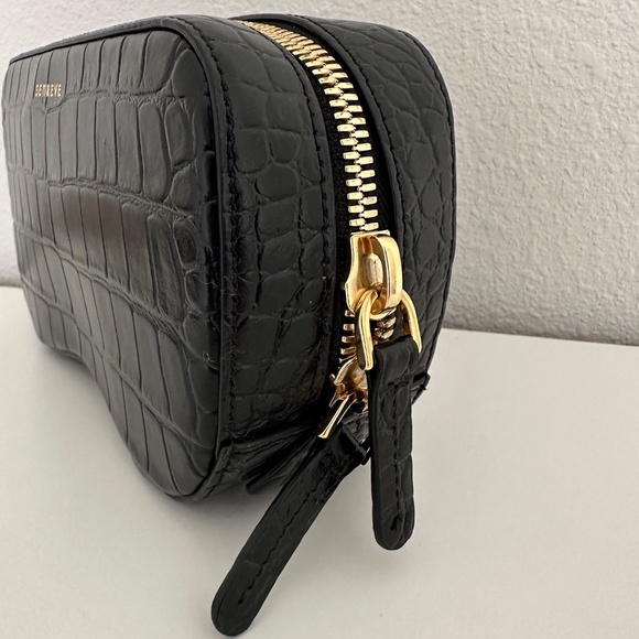 Senreve Coda Belt Bag | Black Croc Emboss - Picture 7 of 10